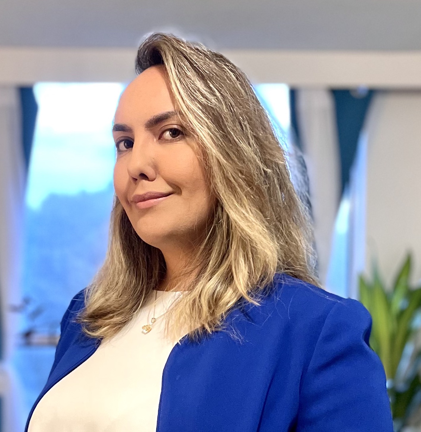 Mozhgan Nasr Azadani